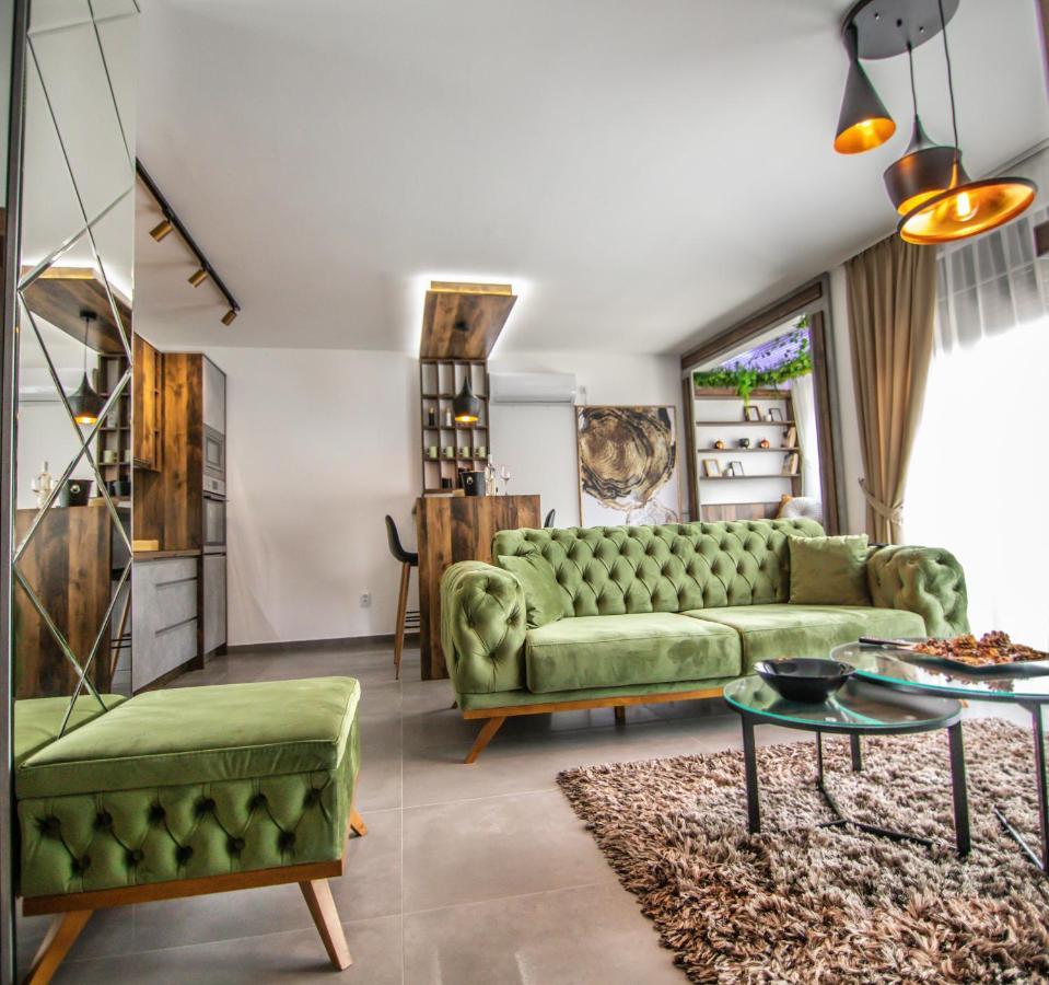 Royal Luxury Apartment Βρσατς Εξωτερικό φωτογραφία