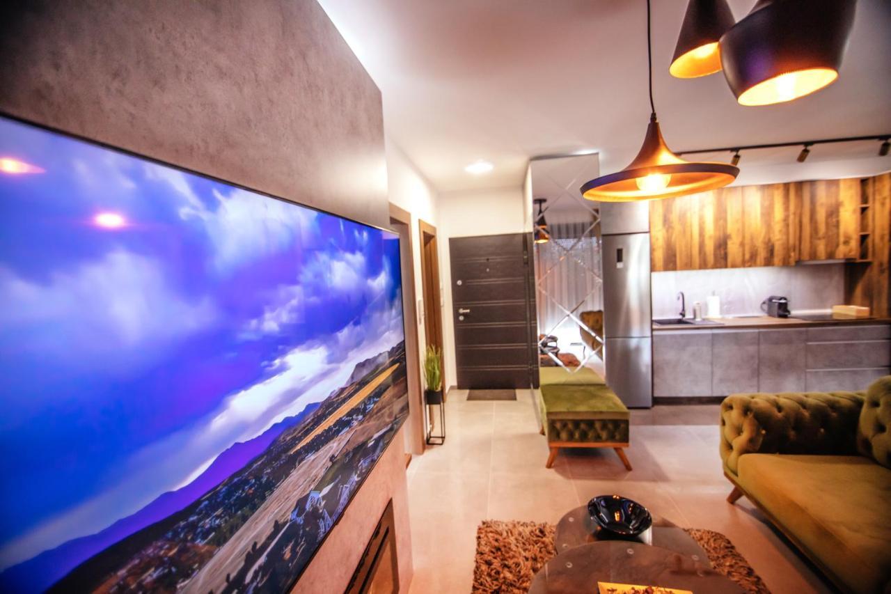 Royal Luxury Apartment Βρσατς Εξωτερικό φωτογραφία